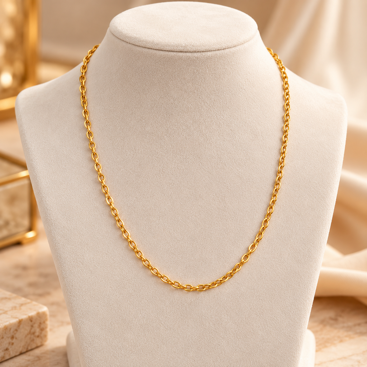 Golden Elegance Minimal Link Chain Necklace for Women