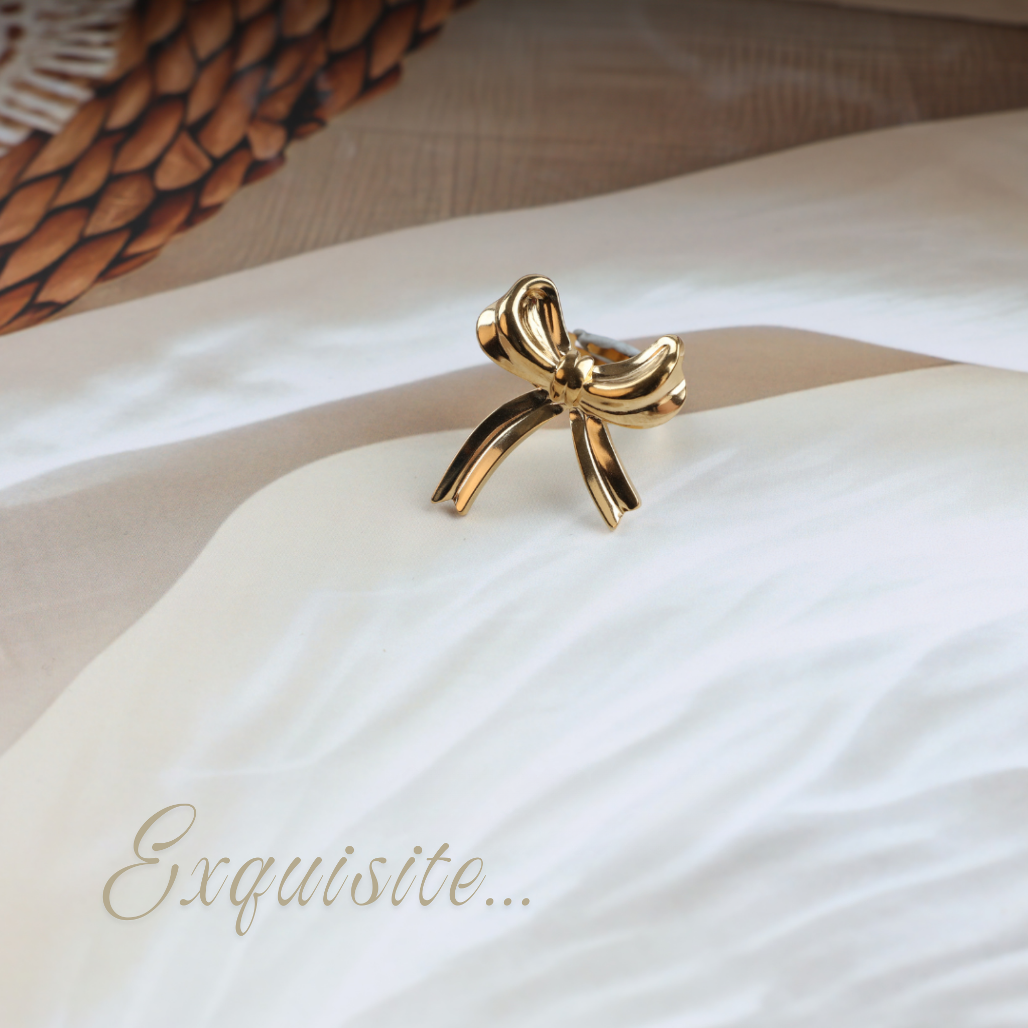 Elegant Bow Knot Ring