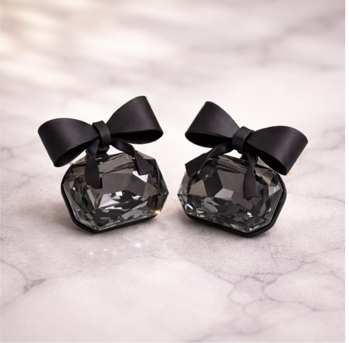 Classic Pearl Halo Stud Earring